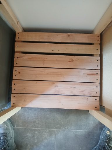 Bottom shelf